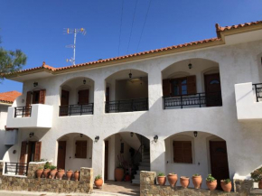 Nikos Apartments A7, Gialiskarion